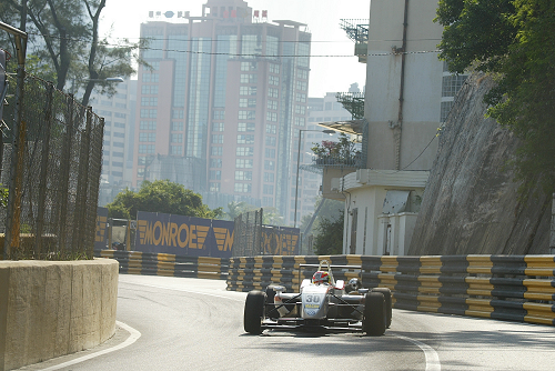 Laurens Vanthoor met topteam en meer ervaring naar Macau